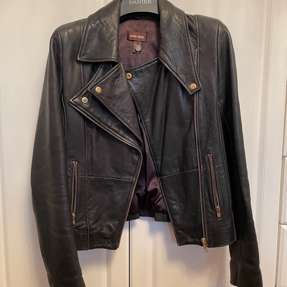 Beautiful Danier Leather Jacket - Picture 1 of 4